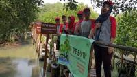 Telkom DBS Dukung Pelestarian Kawasan Mangrove