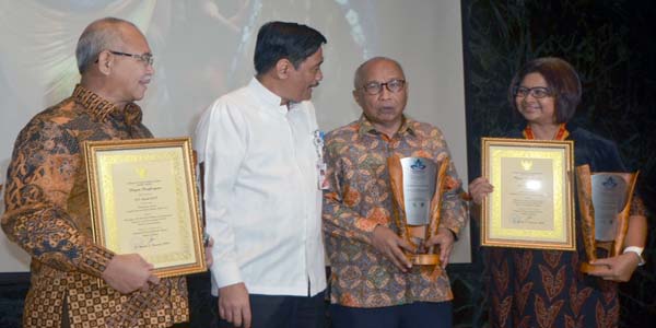 Kegiatan CSR Indosat Ooredoo Raih  Padmamitra