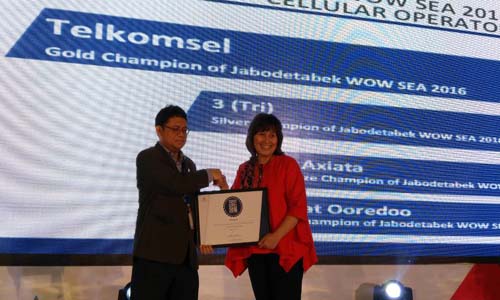 Telkomsel Kembali Raih WOW Service Excellence Award  