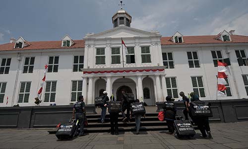 Go-Clean bersihkan tempat sejarah