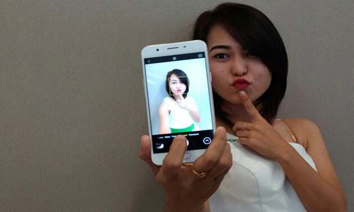 Telkomsel sediakan kuota 14 Gb untuk bundling OPPO F1s   