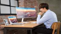 Samsung pamer QLED Curved Monitor di CES 2018