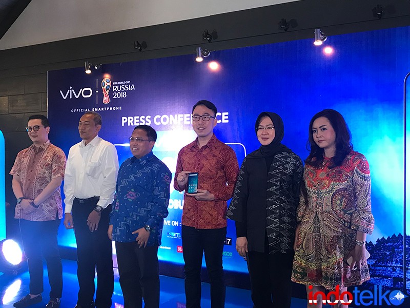 Tak melulu bisnis, Vivo luncurkan V9 satukan budaya, teknologi, dan fesyen