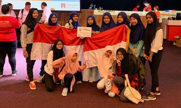 Tim Phinisi Voyagers sukses di ajang FIRST Tech Challenge