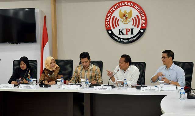Jokowi diminta tunda pelantikan komisioner KPI