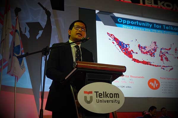 Telkomsel dukung transformasi digital di Telkom University