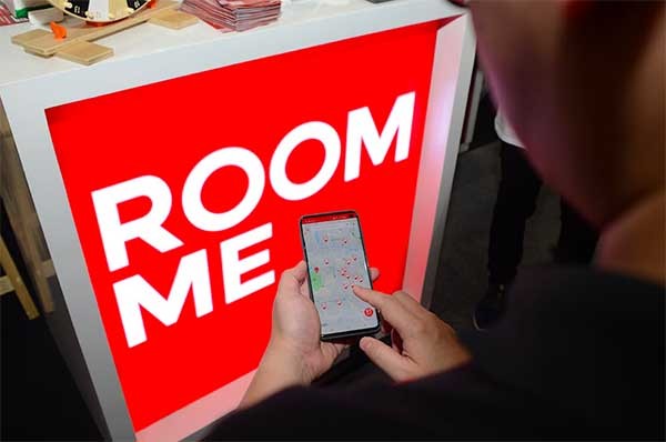 RoomMe tampil dalam format mobile