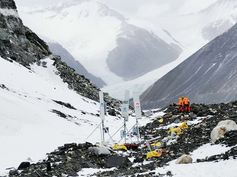 Di Pegunungan Everest, BTS 5G China Mobile dan Huawei berdiri