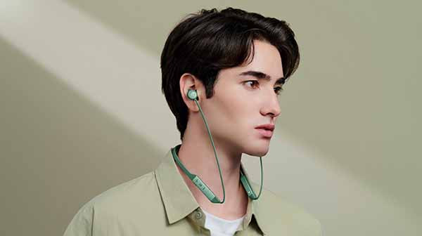 HUAWEI perkuat lini neckband headphone dengan FreeLace Pro