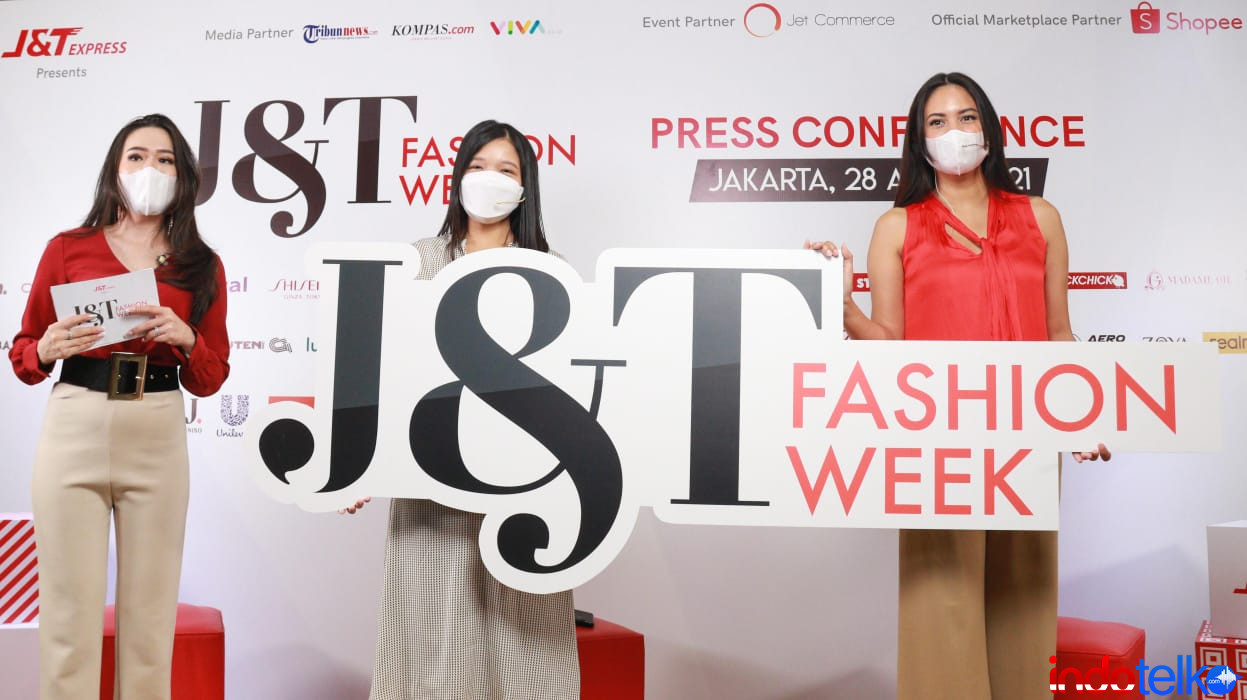J&T Express Hadirkan J&T Fashion Week