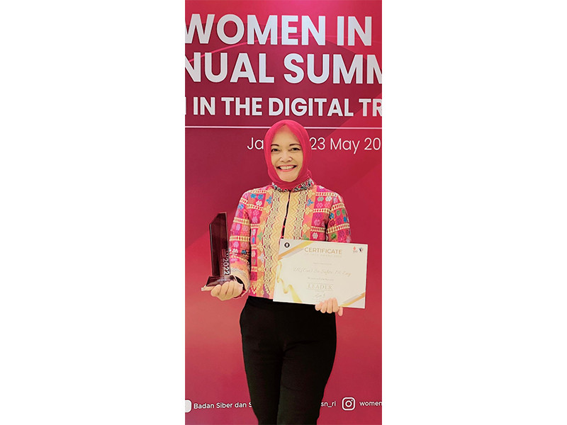 Sri Safitri raih Women in Cyber Security Leader 2022