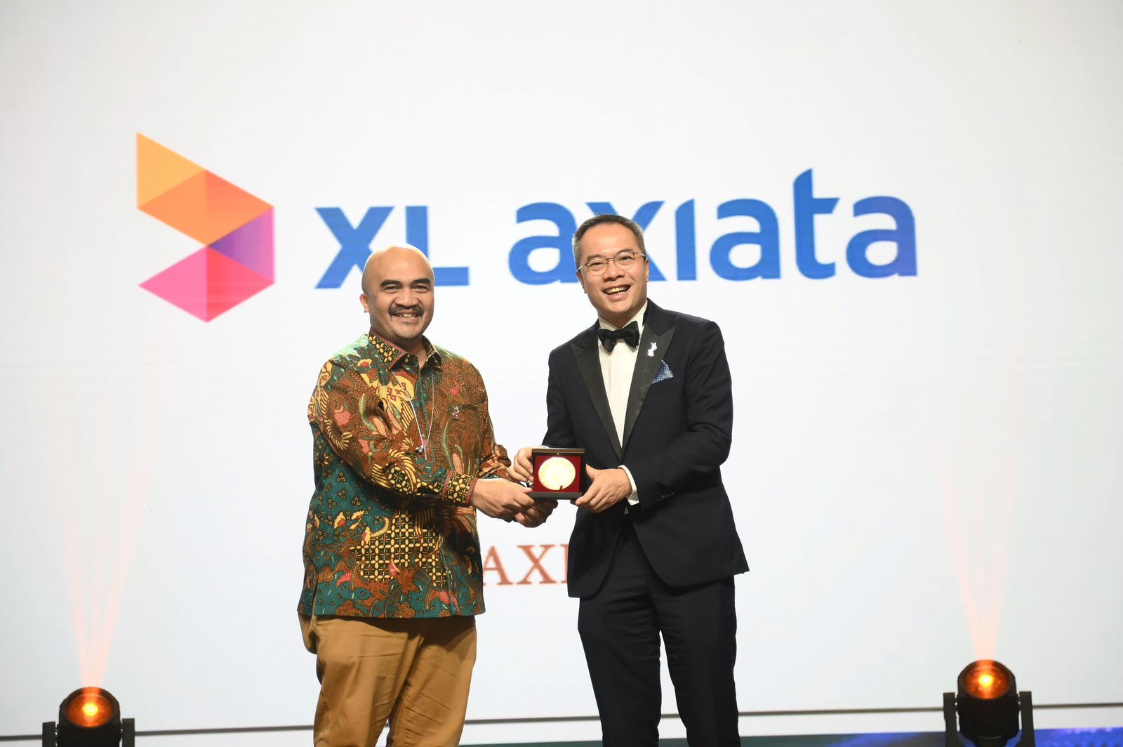 XL Axiata sabet tujuh penghargaan dalam dan luar negeri