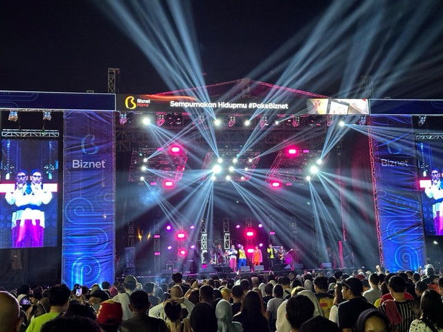 Biznet hadirkan koneksi internet terbaik di The 90 Festival