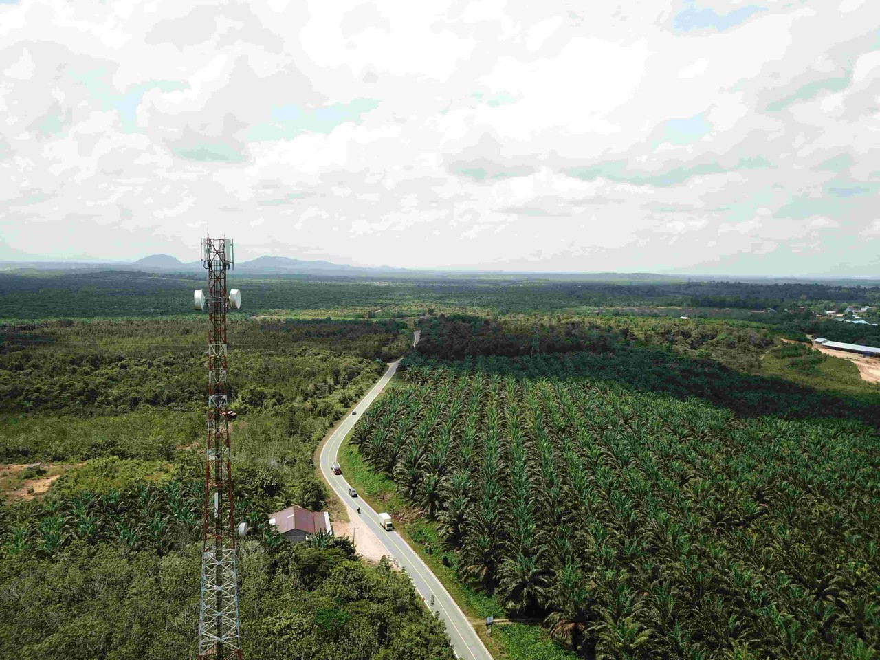 Telkomsel gaet ZTE perkuat jaringan 4G di Makassar dan Kendari