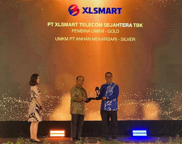 XLSMART raih tiga penghargaan nasional