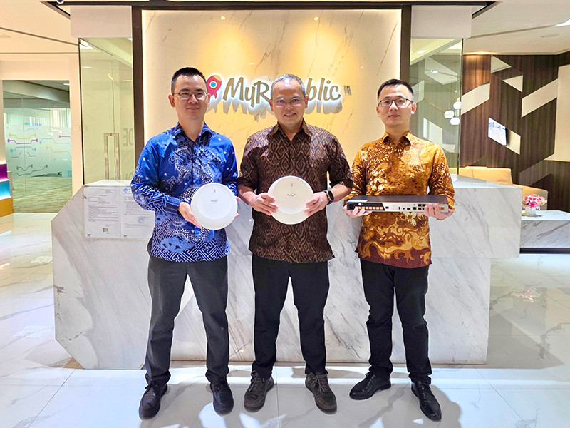 Dukung transformasi digital UMKM, FiberHome dan MyRepublic Indonesia sukses uji coba komersial FTTR-B