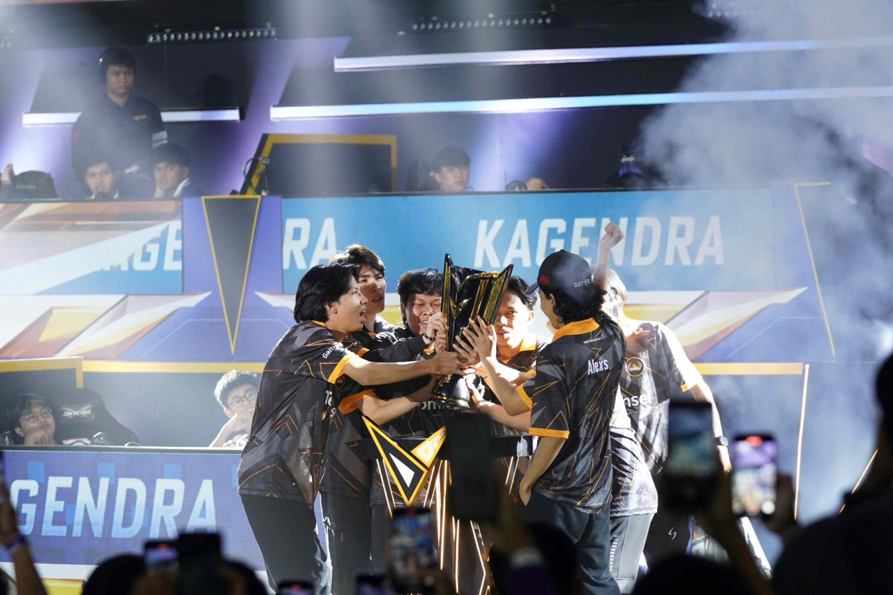 Kagendra Juara Free Fire Nusantara Series (FFNS) 2025 Fall