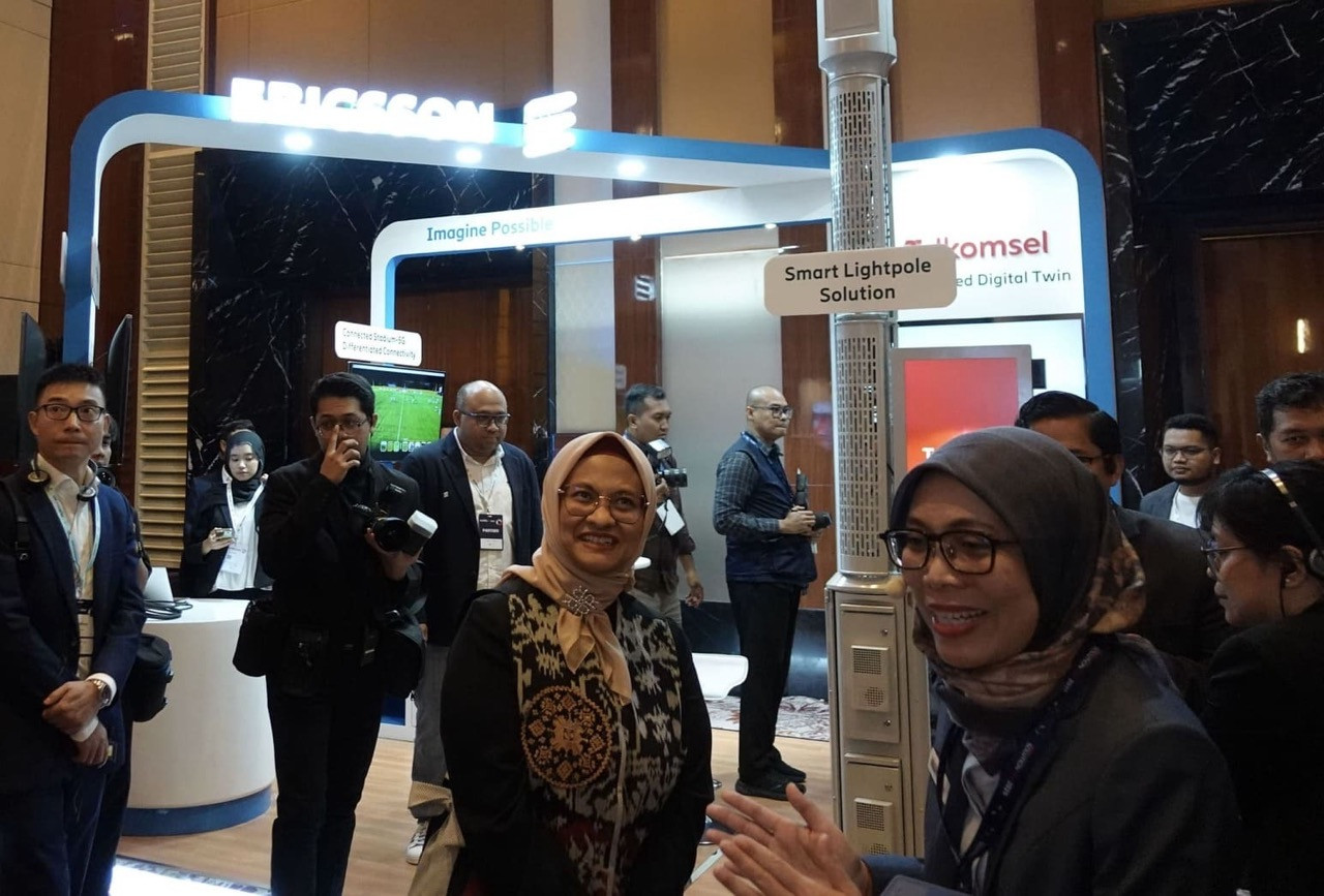 Ericsson pamer teknologi di Telkomsel Solution Day 2025