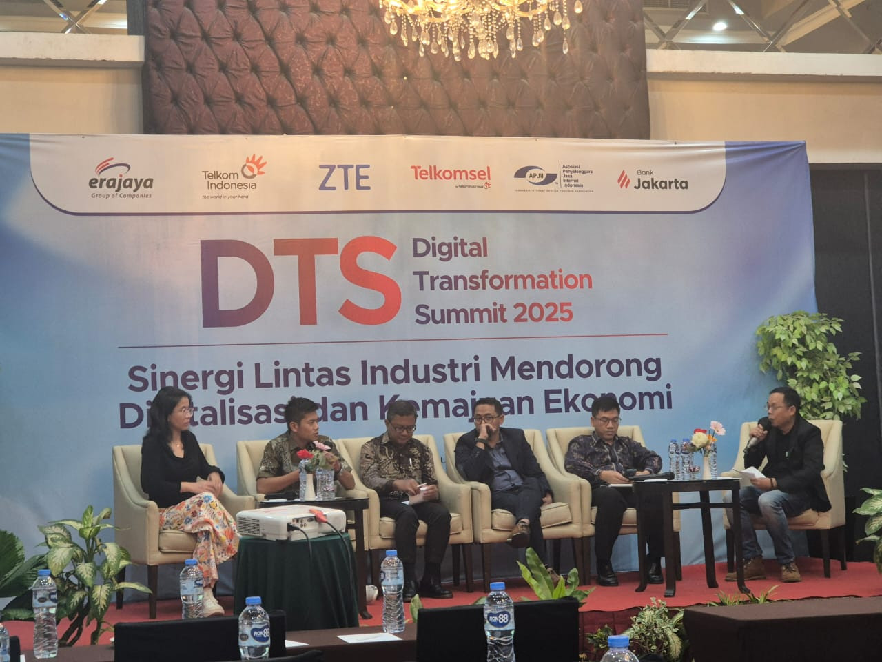 ZTE, Telkomsel dan APJII dorong digitalisasi dan kemajuan ekonomi