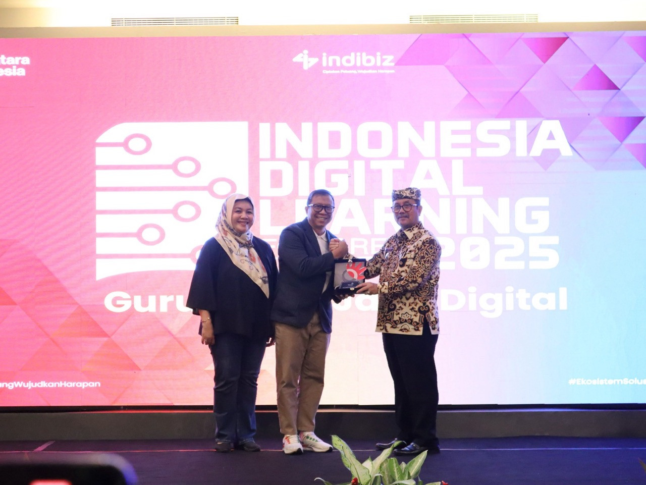 Bupati Cirebon dukung Program IDL 2025