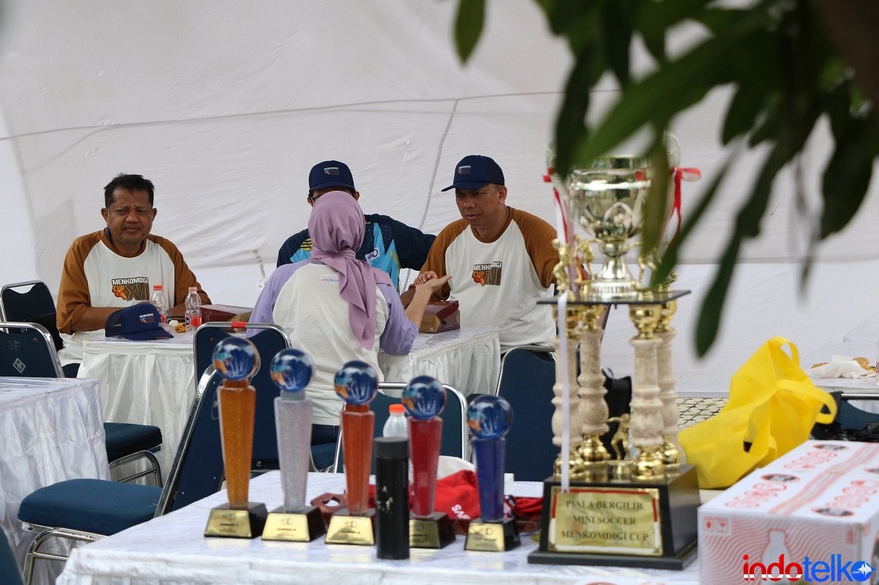 Menkomdigi Cup ke XVI 