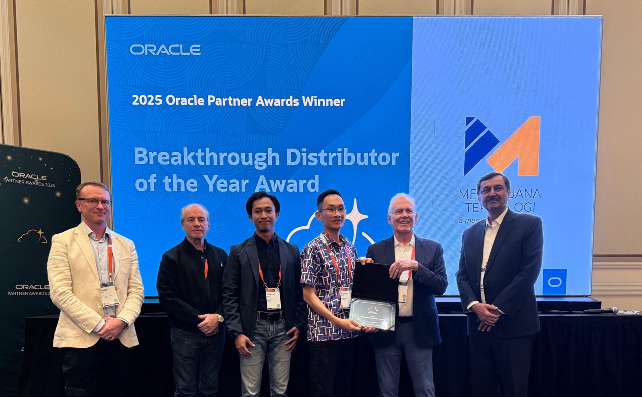 MBT raih penghargaan &quotAPAC Breakthrough Distributor Award" di Oracle Partner Awards 2025