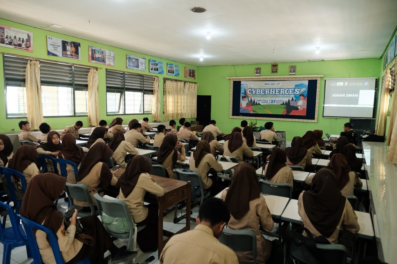 Telkom hadirkan Cyberheroes 2025, edukasi digital untuk pelajar
