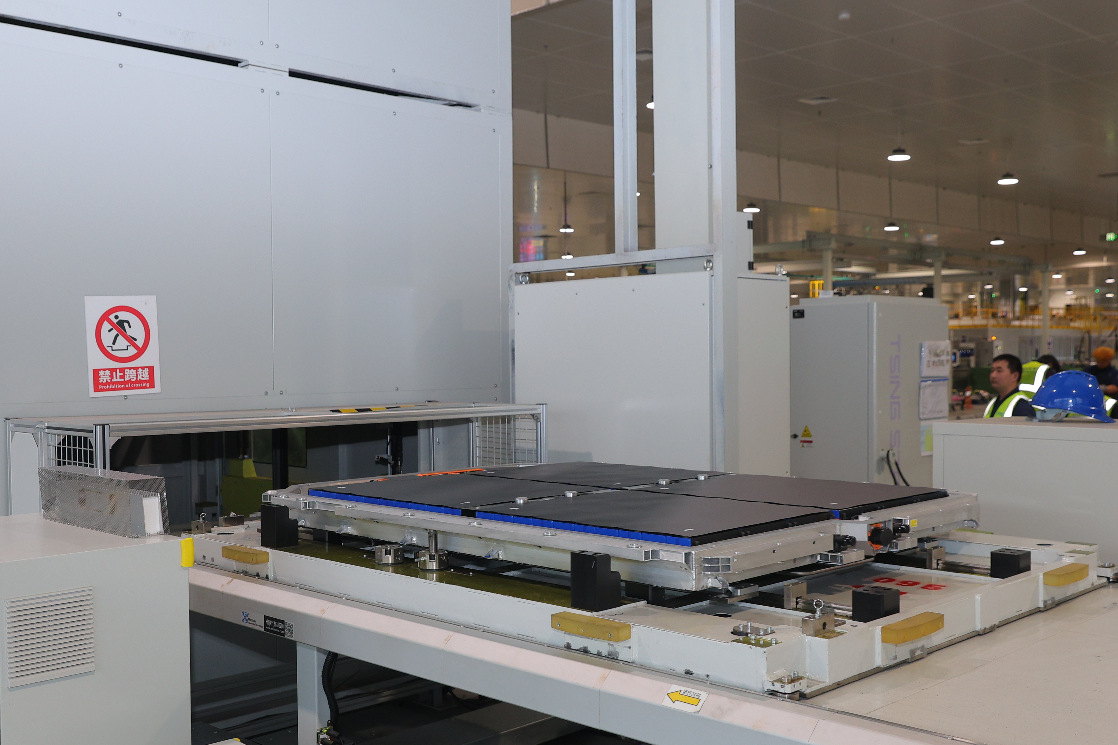 CHANGAN Deepal S07 hadirkan teknologi Golden Shield Battery