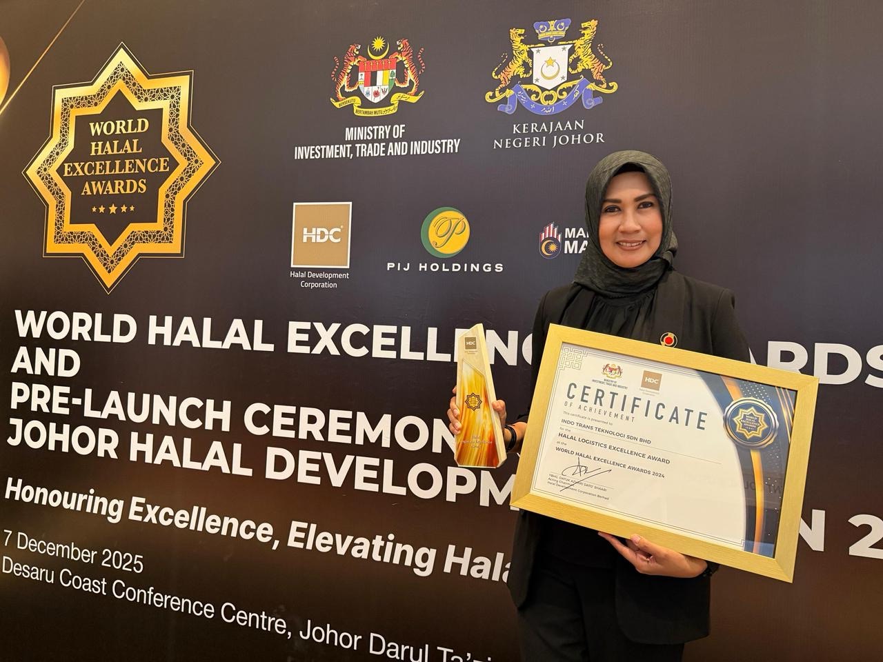 TransTRACK raih Halal Logistics Excellence Award di WHEA 2024