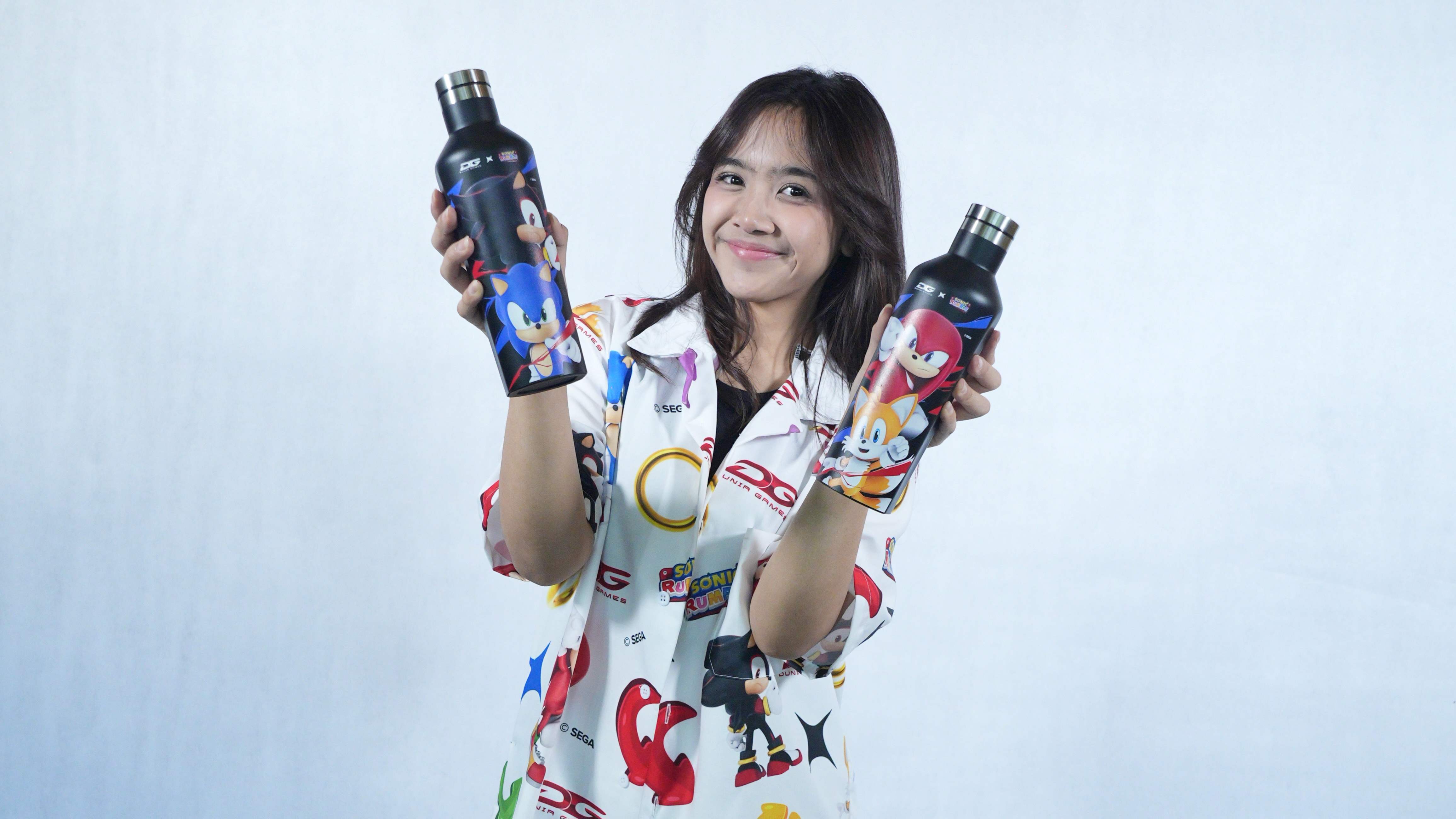 Top Up Dunia Games berhadiah merchandise Sonic Rumble