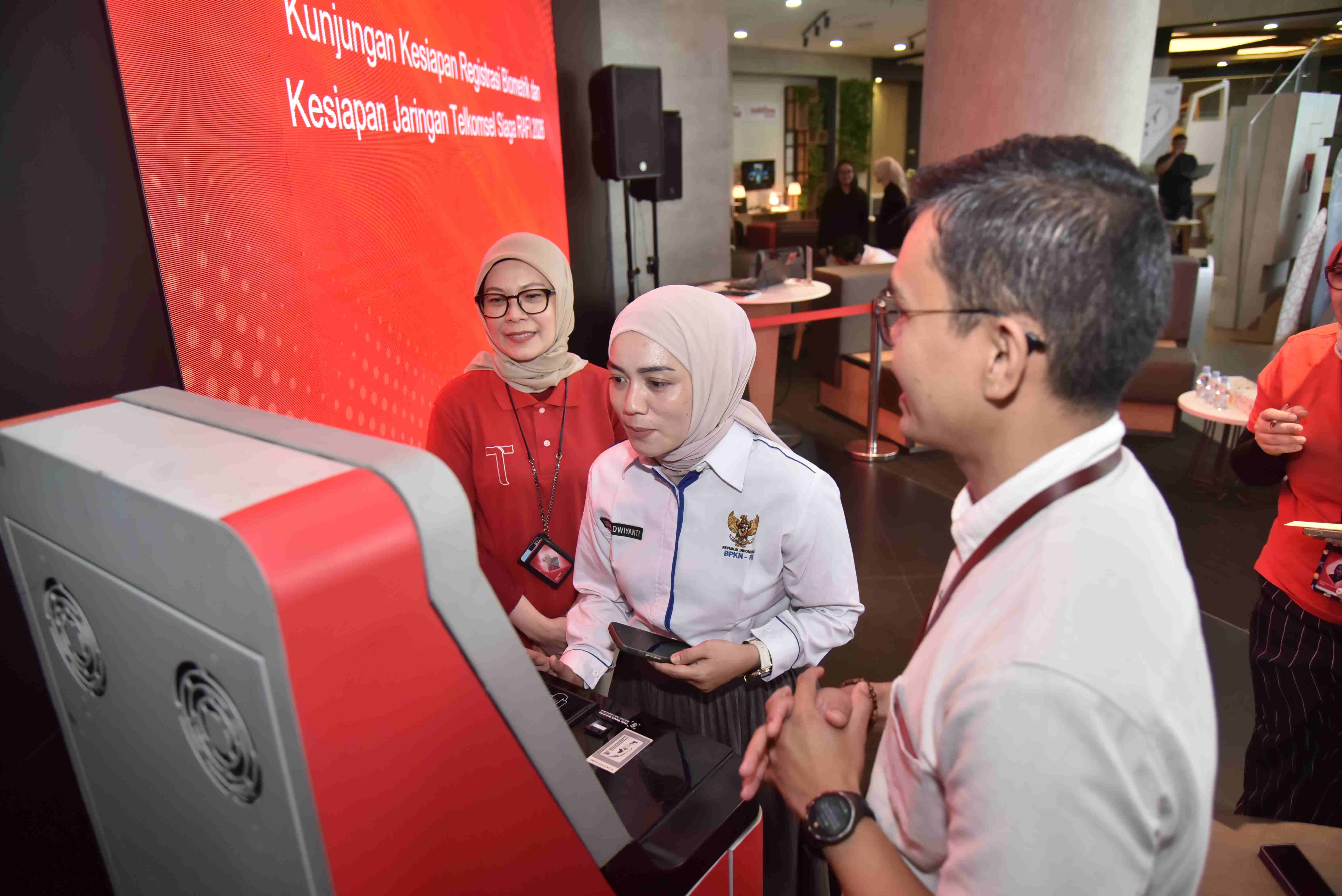 Telkomsel terapkan registrasi biometrik untuk nomor baru