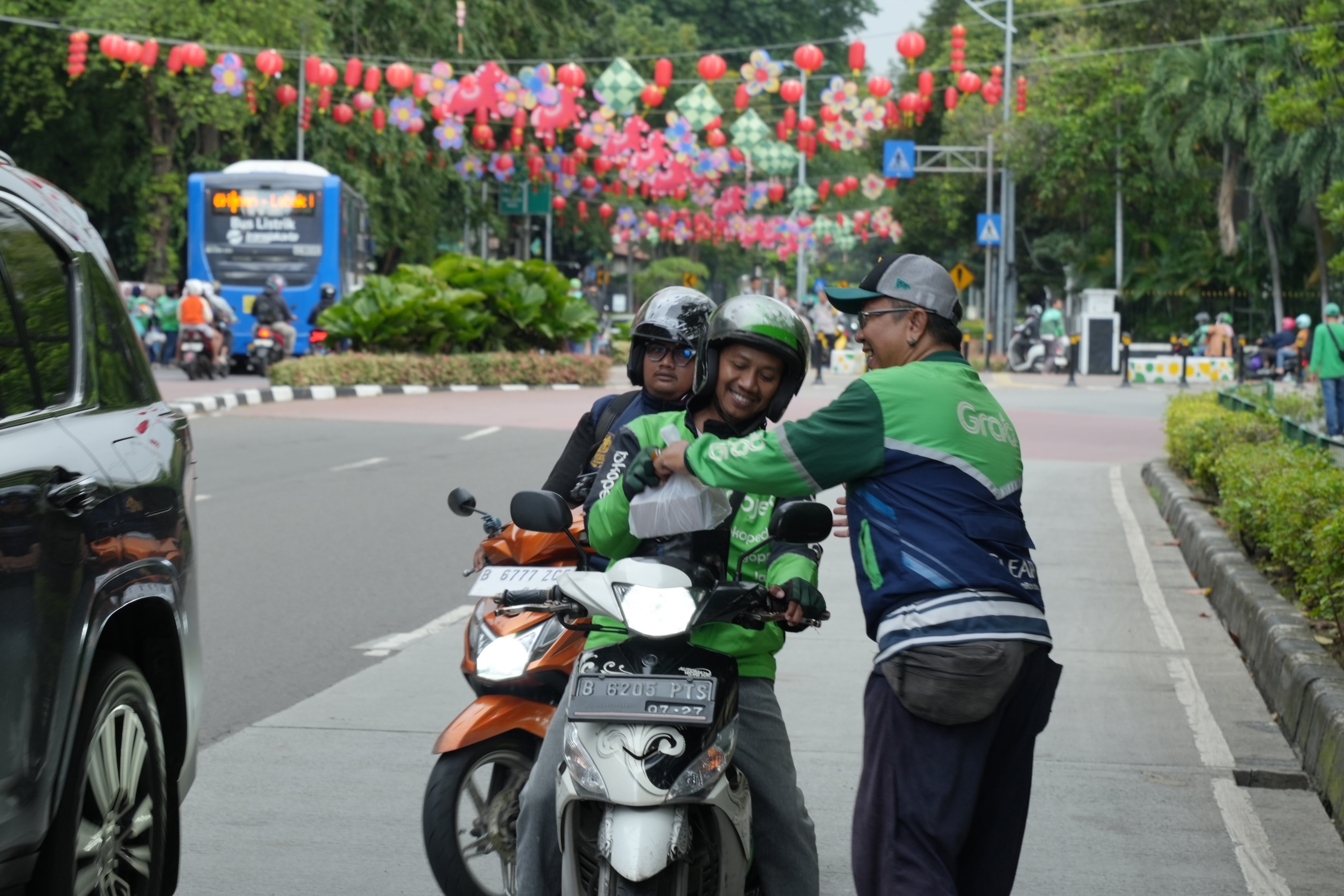 Grab gelar aksi Ramadan bersama mitra