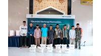 Hyundai gelar &quotBerbagi Ramadan&quot bersama warga sekitar pabrik