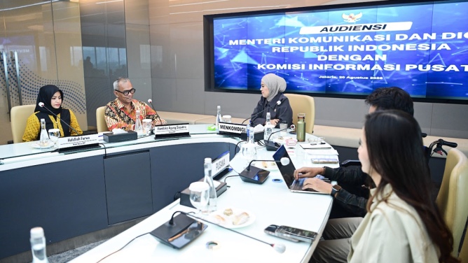 Meutya dorong KIP jadi pengawal transparansi pemerintah