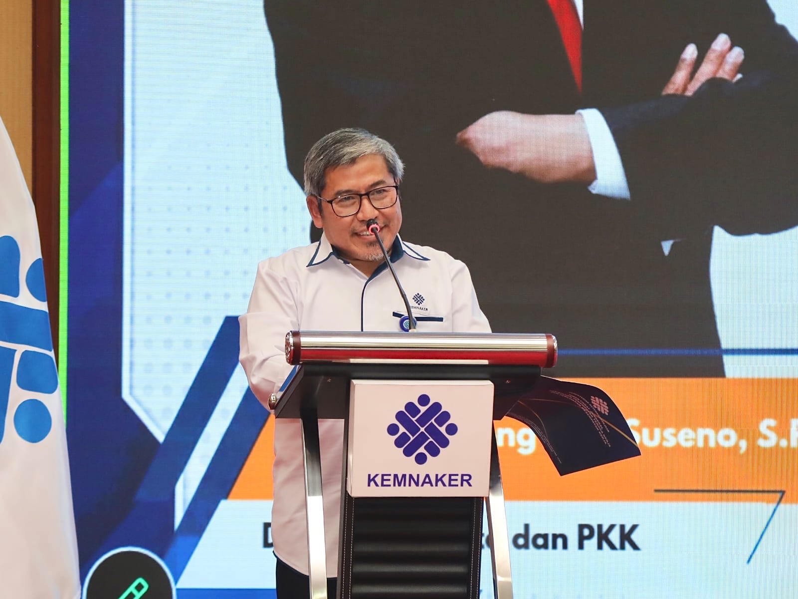 Karya perajin disabilitas tampil di Trade Expo Indonesia 2026