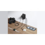Anker bawa travel adapter ringkas dengan Fast Charging 20W