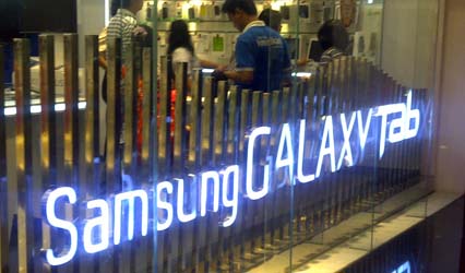 Erajaya Genjot Penjualan Produk Samsung